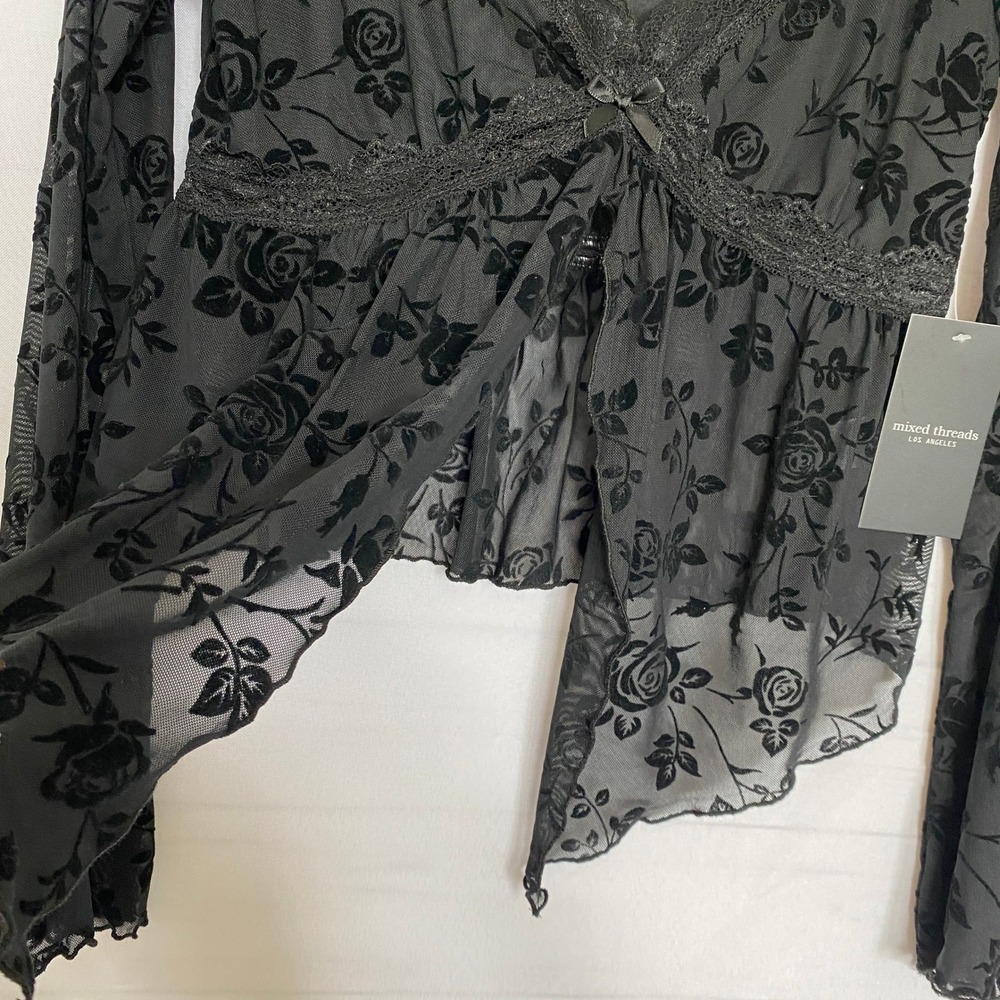 Mixed Threads Whimsigoth Burnout Velvet Floral Top Women M Black Bell Sleeve NWT - Picture 9 of 9